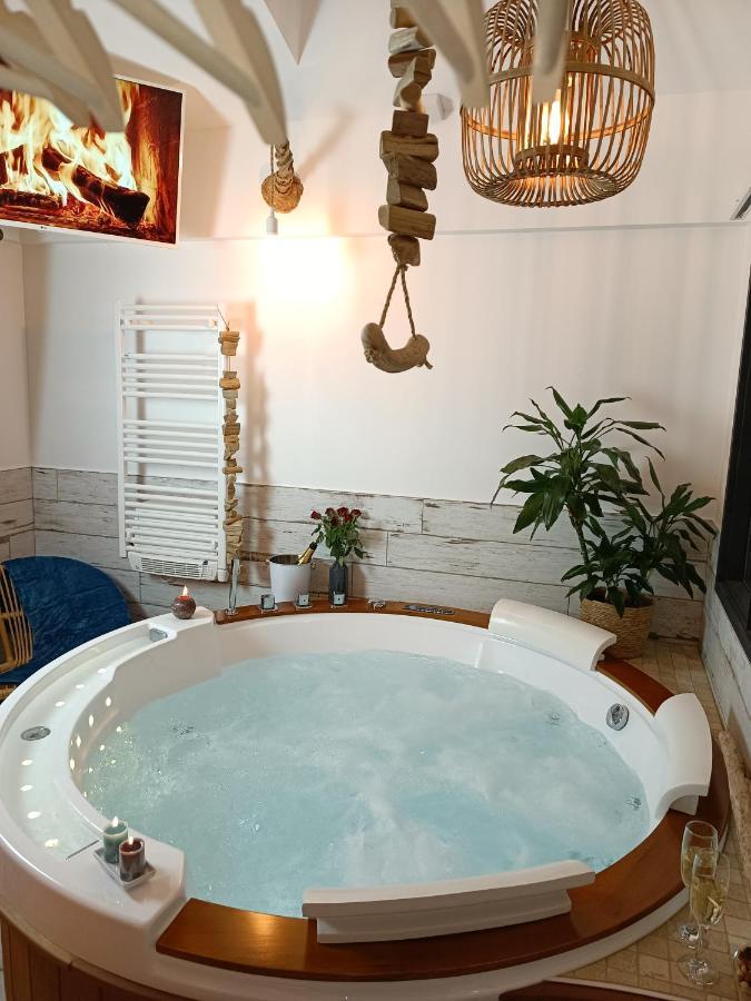 Le Marechal Duplex - Appartement Avec Jacuzzi - Caen Hyper Centre Exterior photo